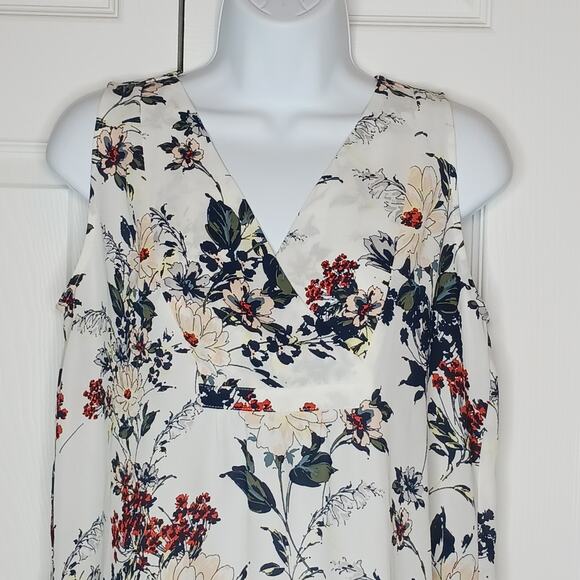 Loft Petites Sleeveless Floral Blouse NWOT - Picture 5 of 10